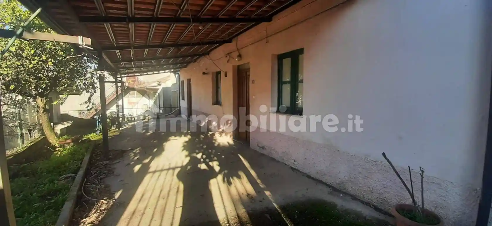 Villa in vendita a Rose