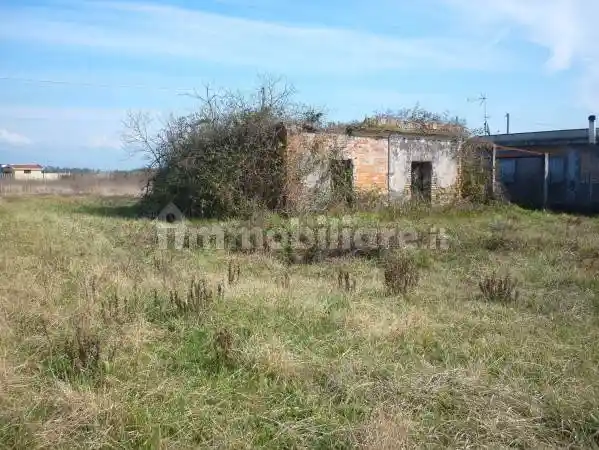 Rustico - Casale in vendita a Nettuno