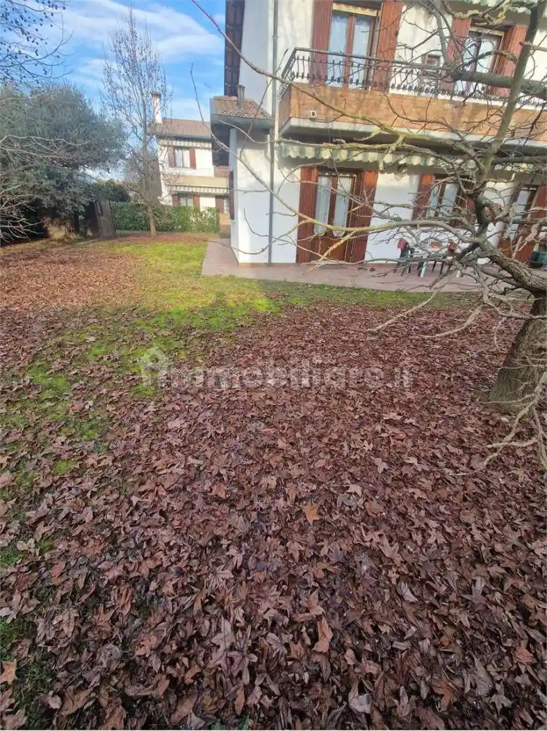 Villa in vendita a Martellago