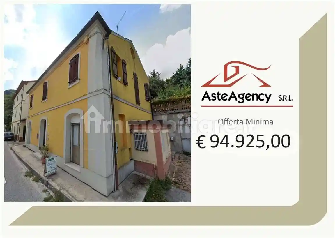 Appartamento in vendita a Arcevia