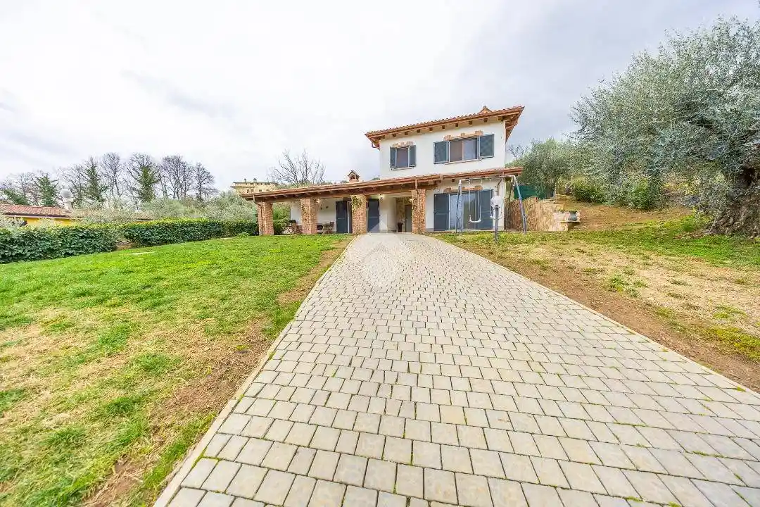 Villa in vendita a Fonte Nuova