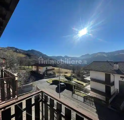 Appartamento in vendita a Costa Serina
