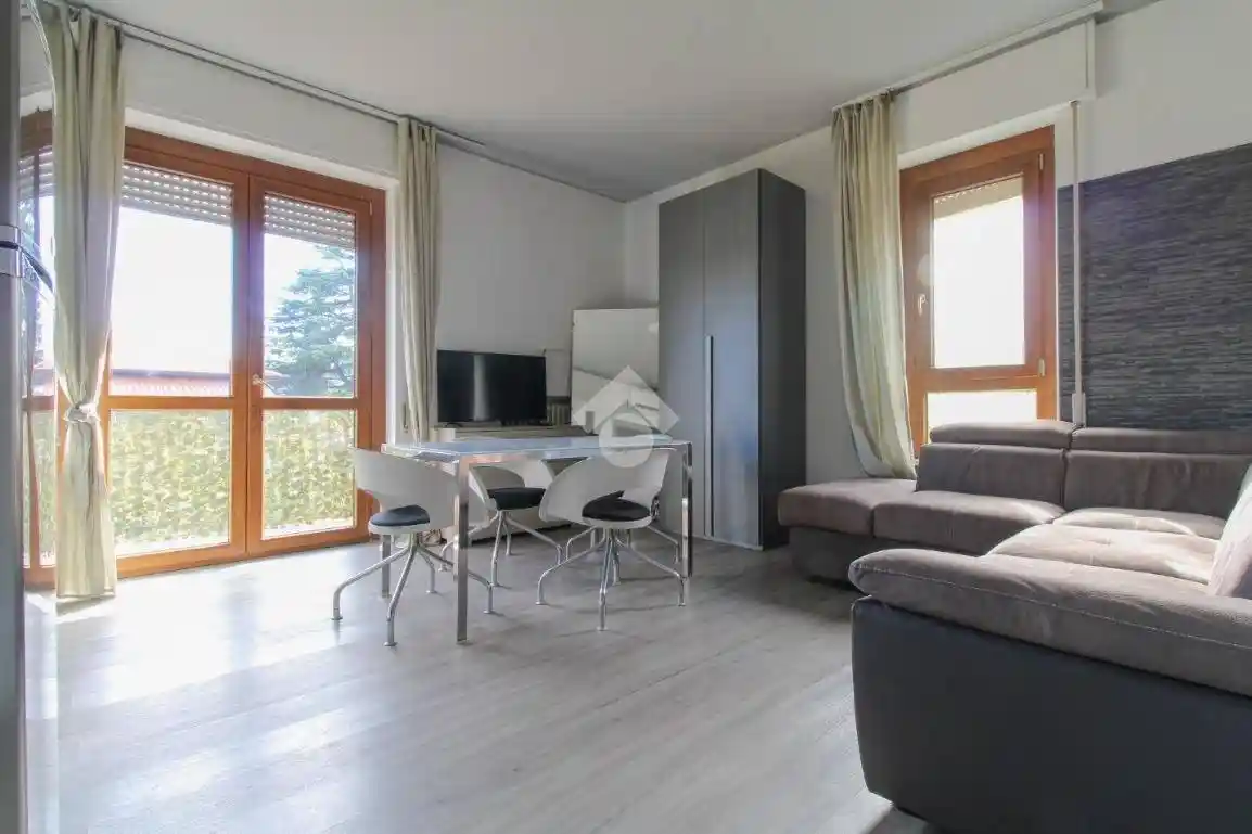 Appartamento in affitto a Salò