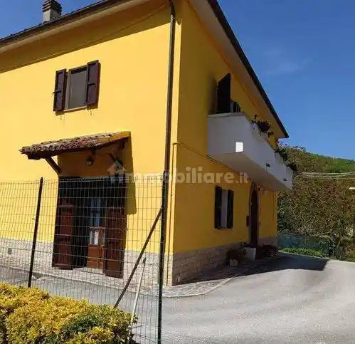 Villa in vendita a Fabriano