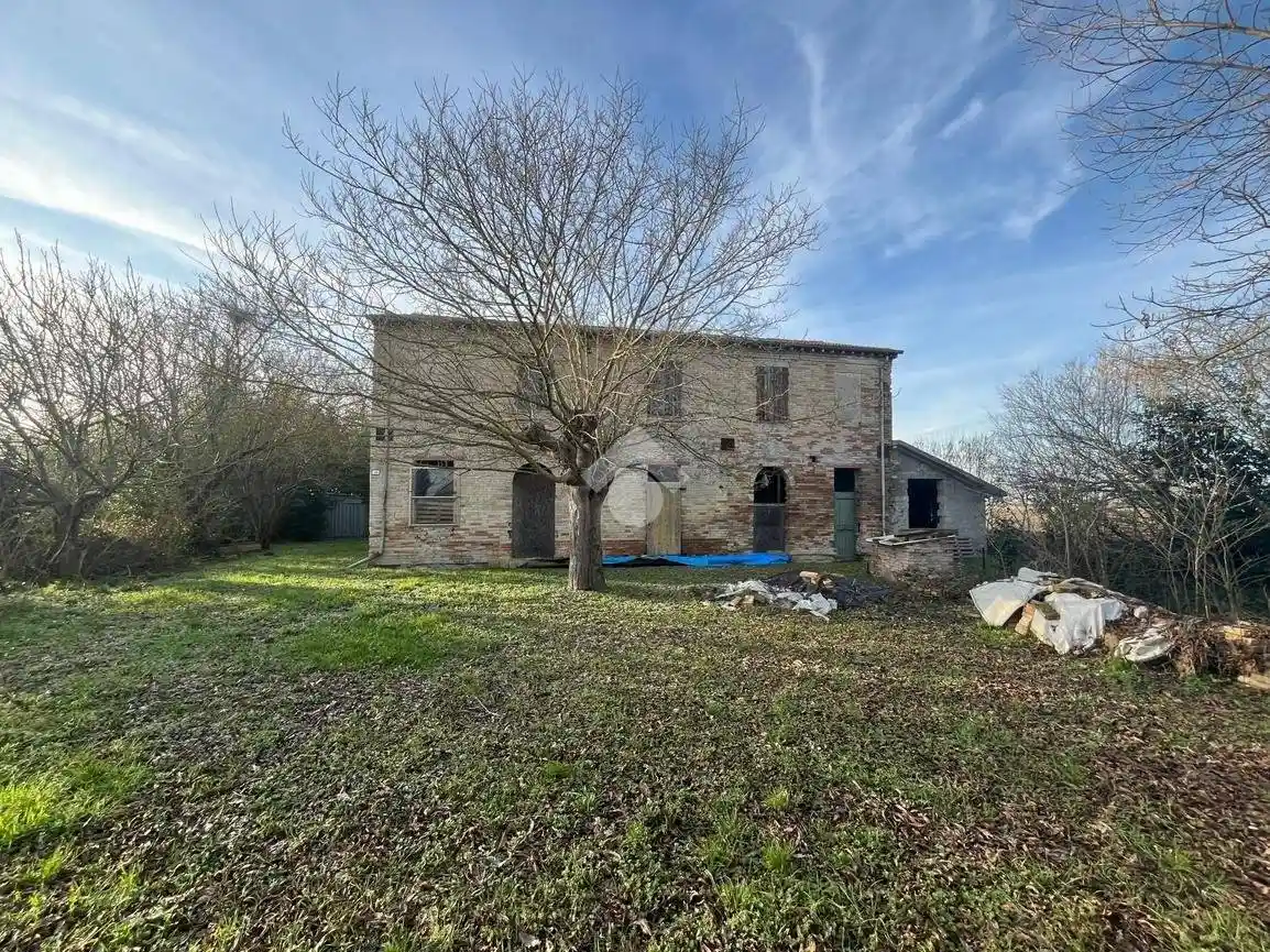 Rustico - Casale in vendita a Ravenna
