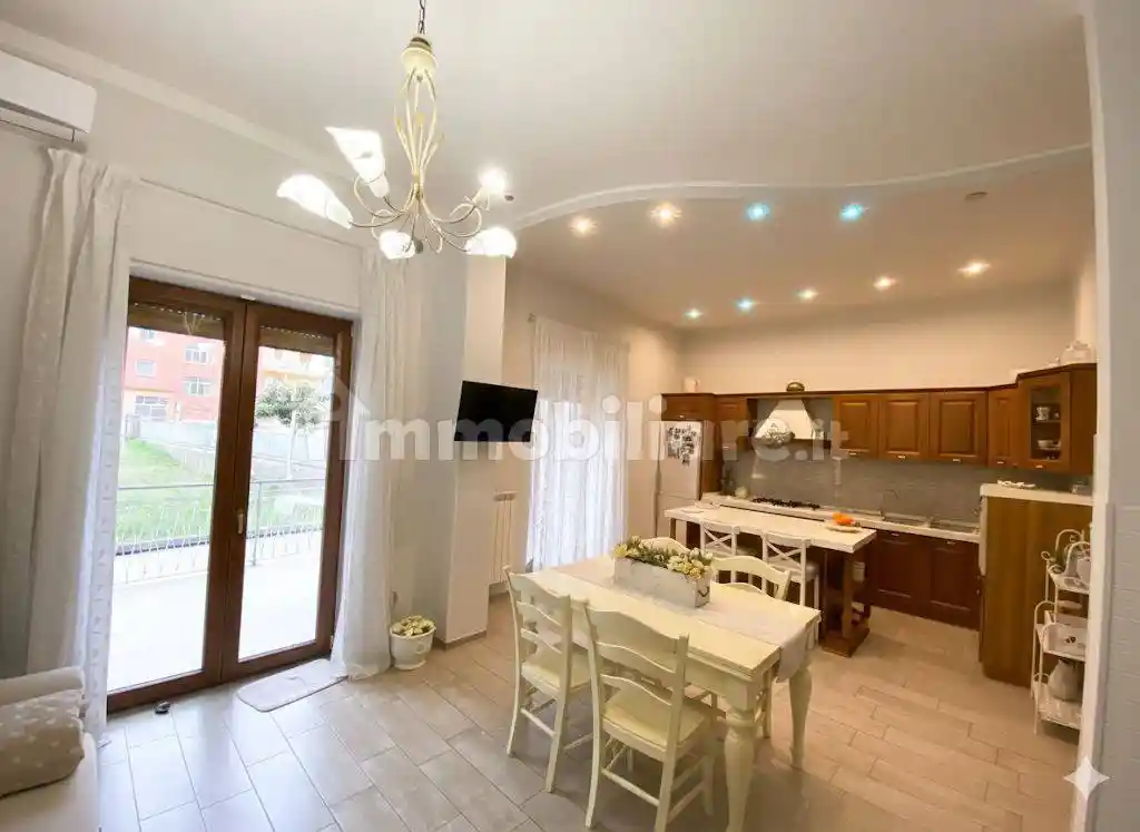 Appartamento in vendita a Nocera Superiore