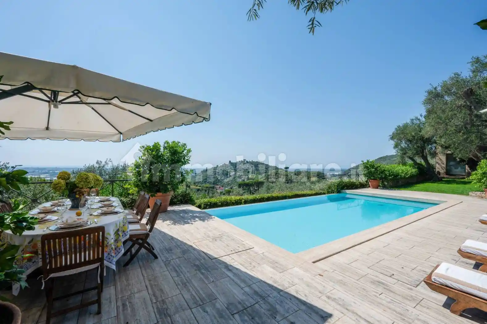 Villa in vendita a Camaiore