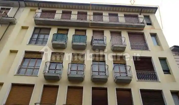 Appartamento in vendita a Voghera