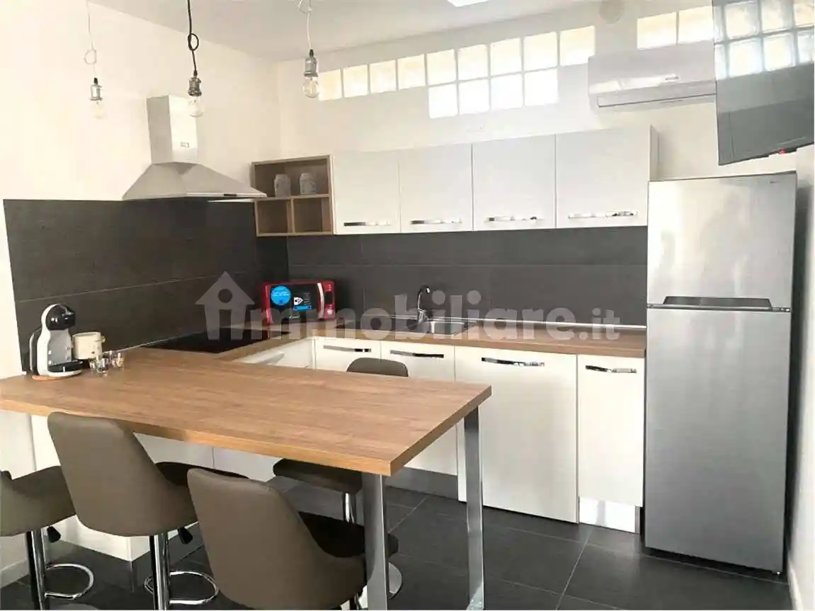 Appartamento in affitto a Brindisi