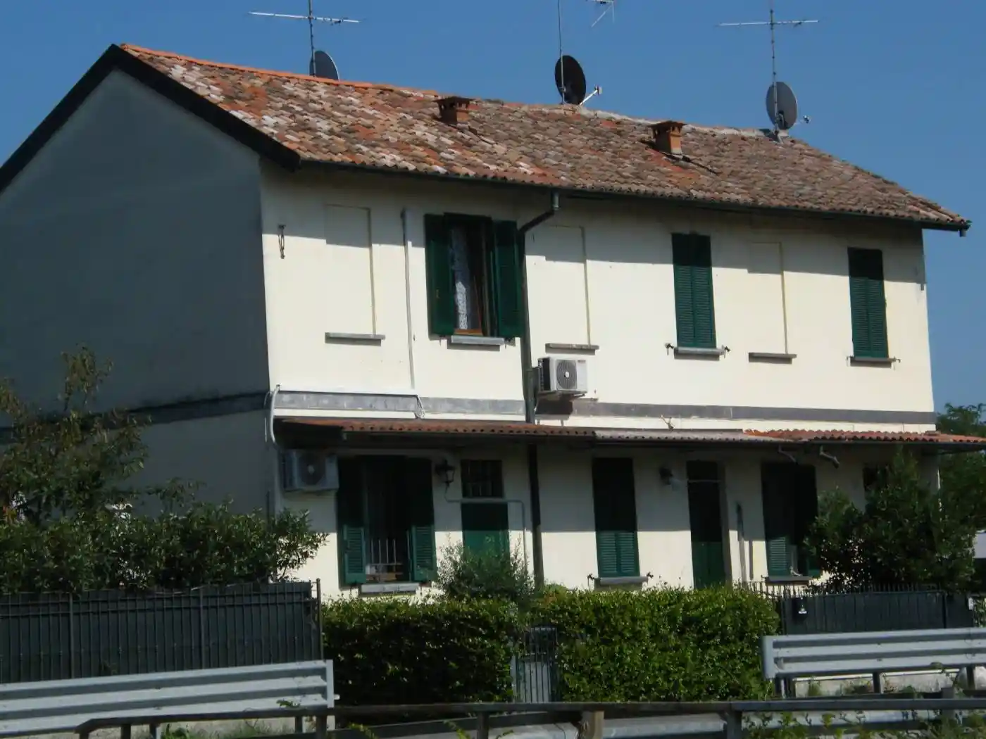 Casa indipendente in affitto a Binasco