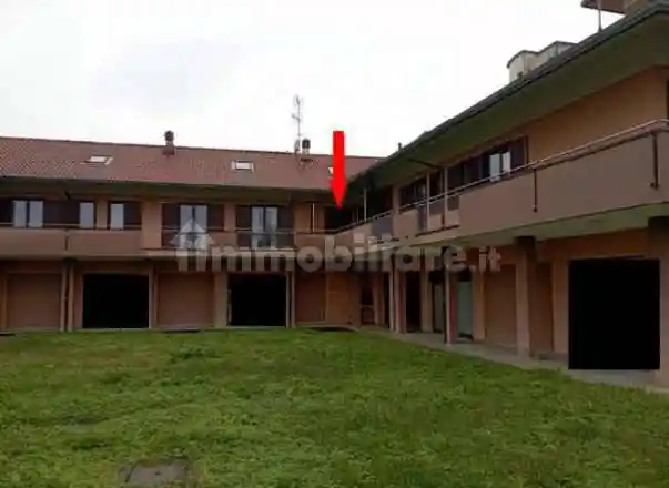 Appartamento in vendita a Caronno Pertusella