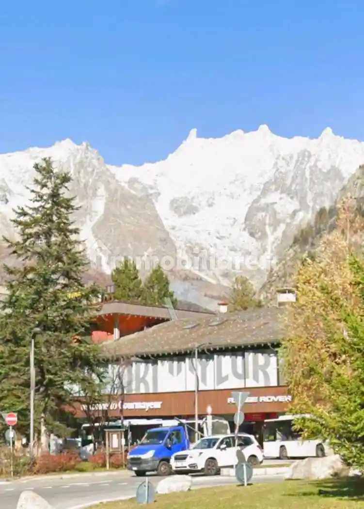 Villa in vendita a Courmayeur