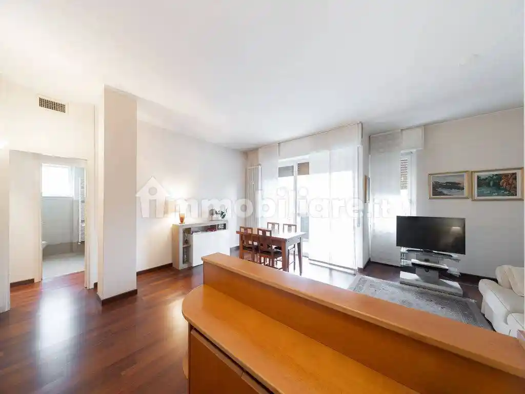 Appartamento in vendita a Monza