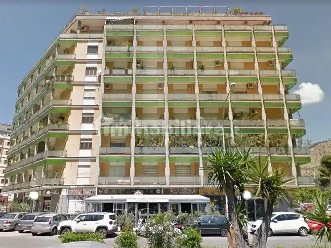 Appartamento in vendita a Palermo