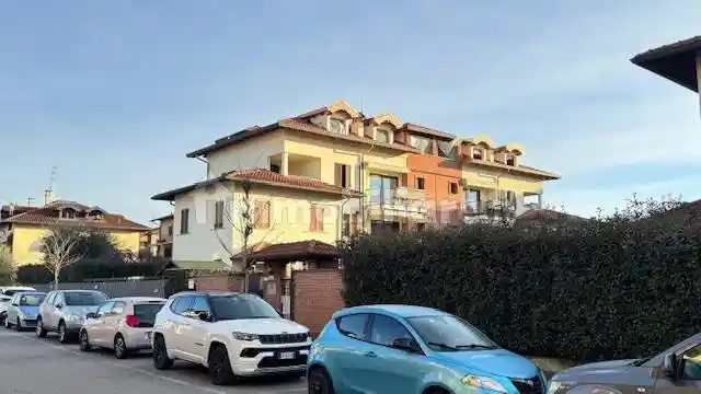 Appartamento in vendita a Cardano al Campo