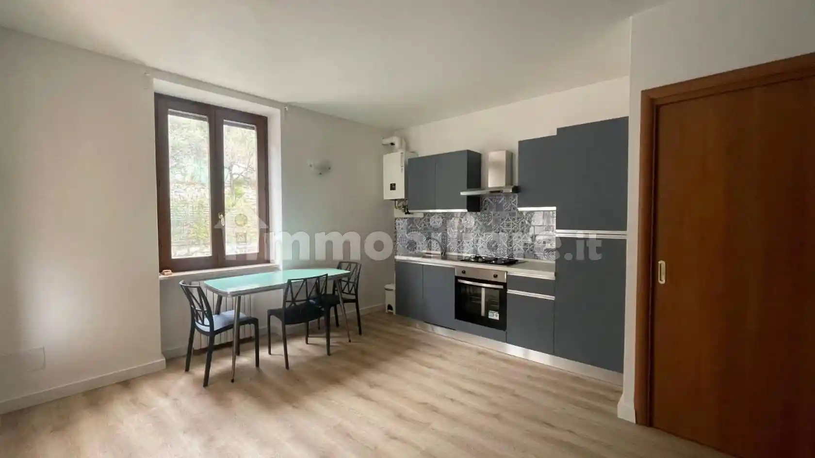 Appartamento in affitto a Gargnano