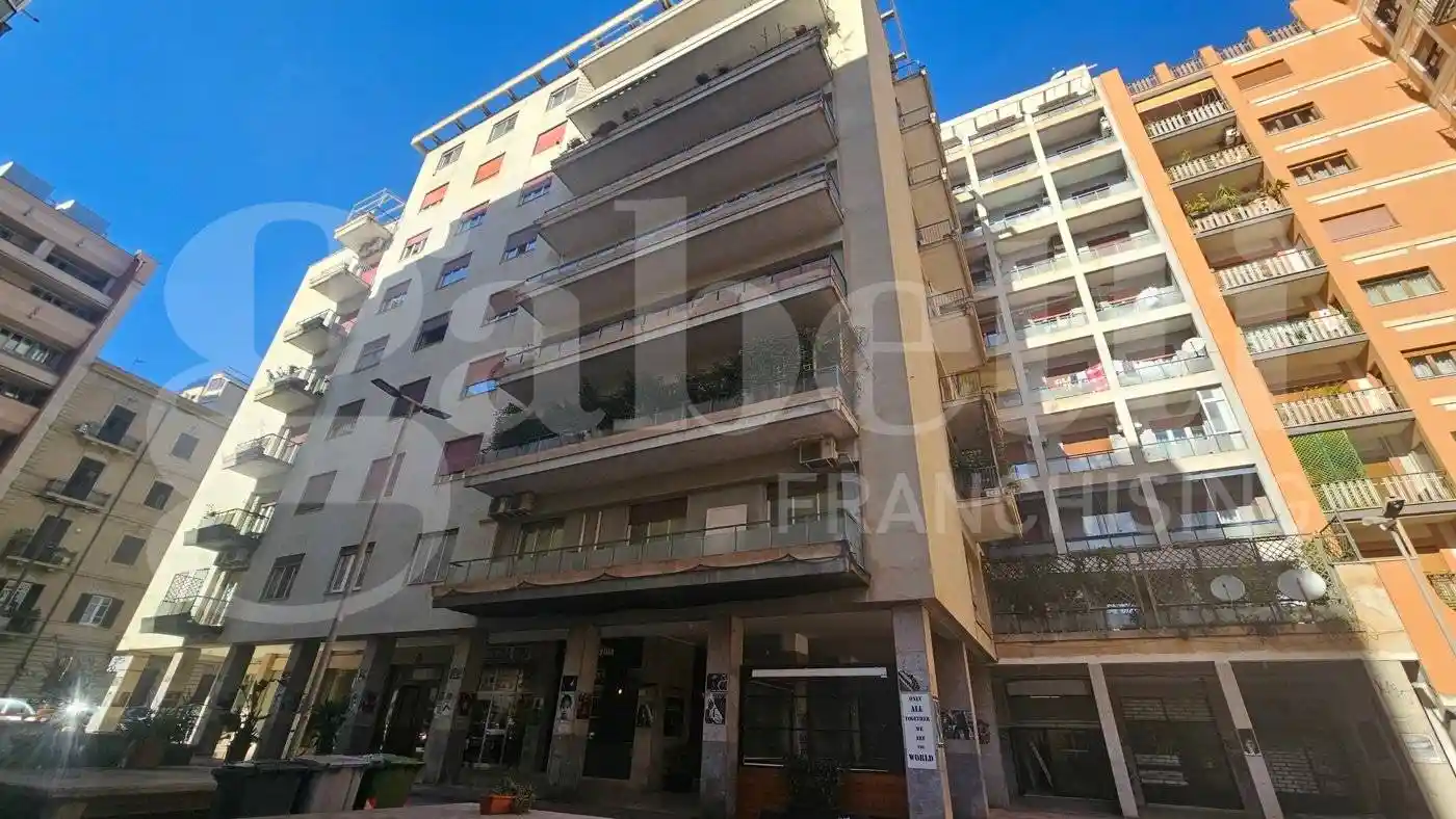 Appartamento in vendita a Palermo