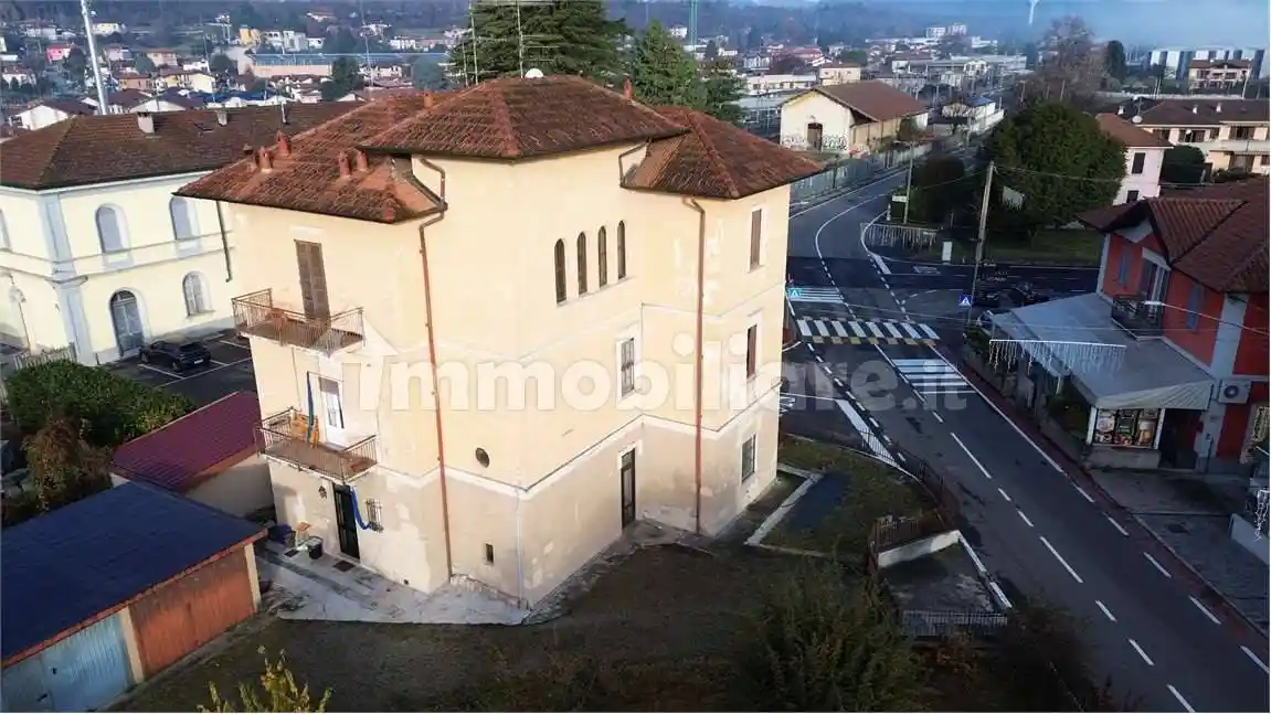 Appartamento in vendita a Ternate