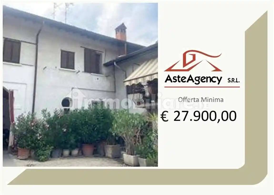 Appartamento in vendita a Besana in Brianza