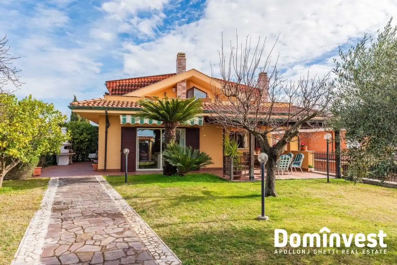 Villa in vendita a Guidonia Montecelio