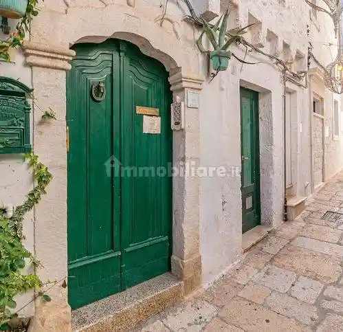 Palazzo - Edificio in vendita a Cisternino