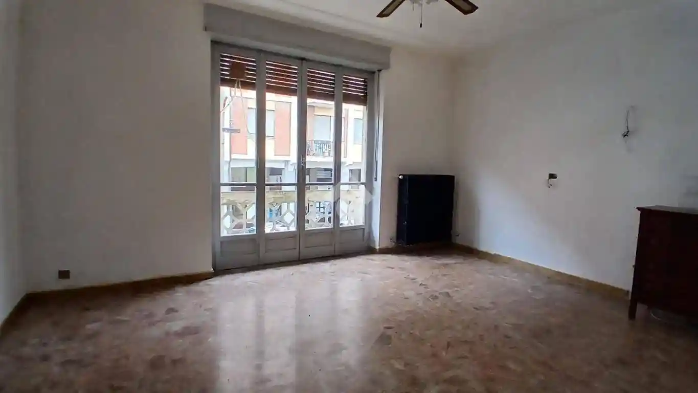 Appartamento in affitto a None