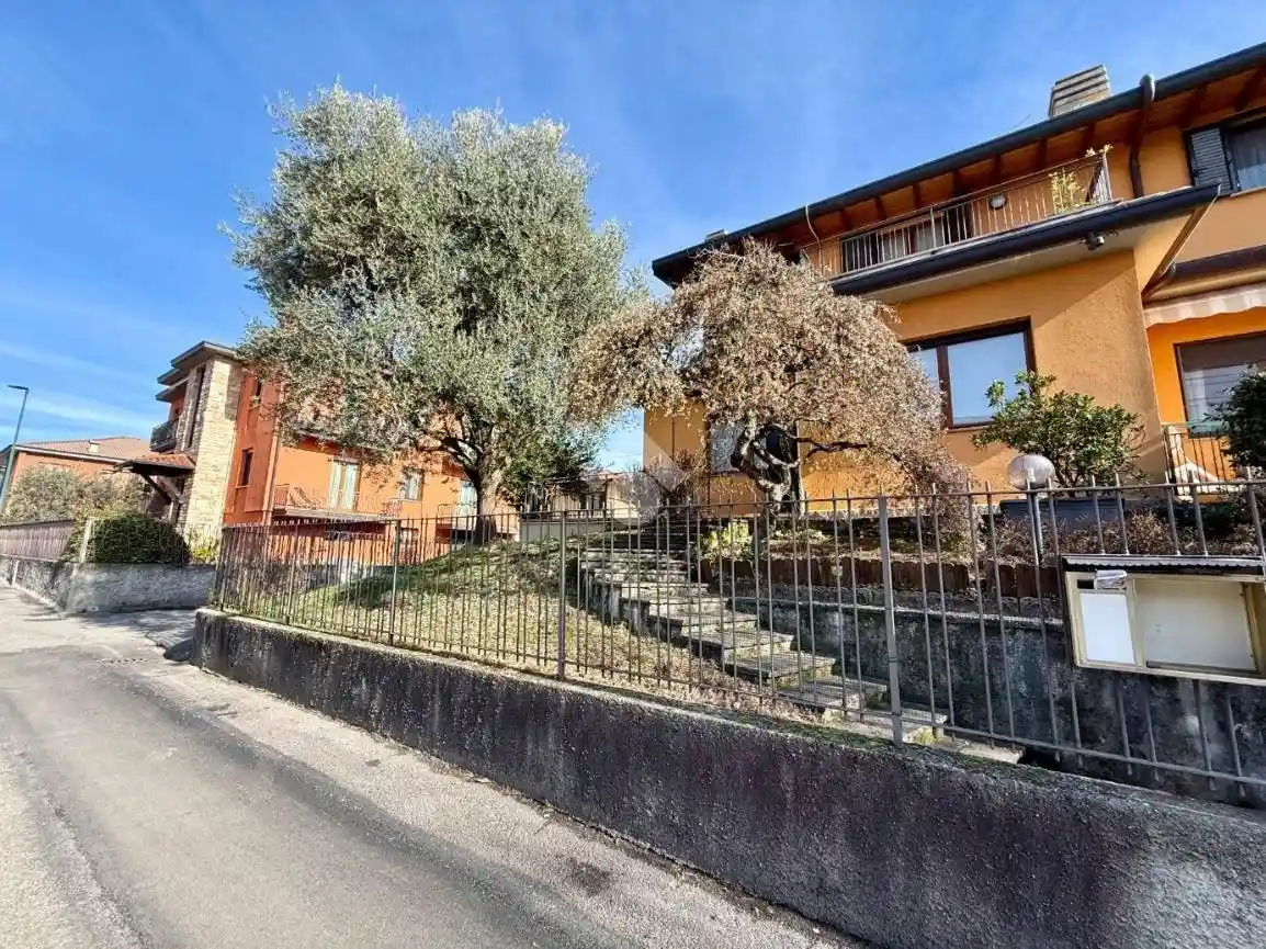 Villa in vendita a Scanzorosciate