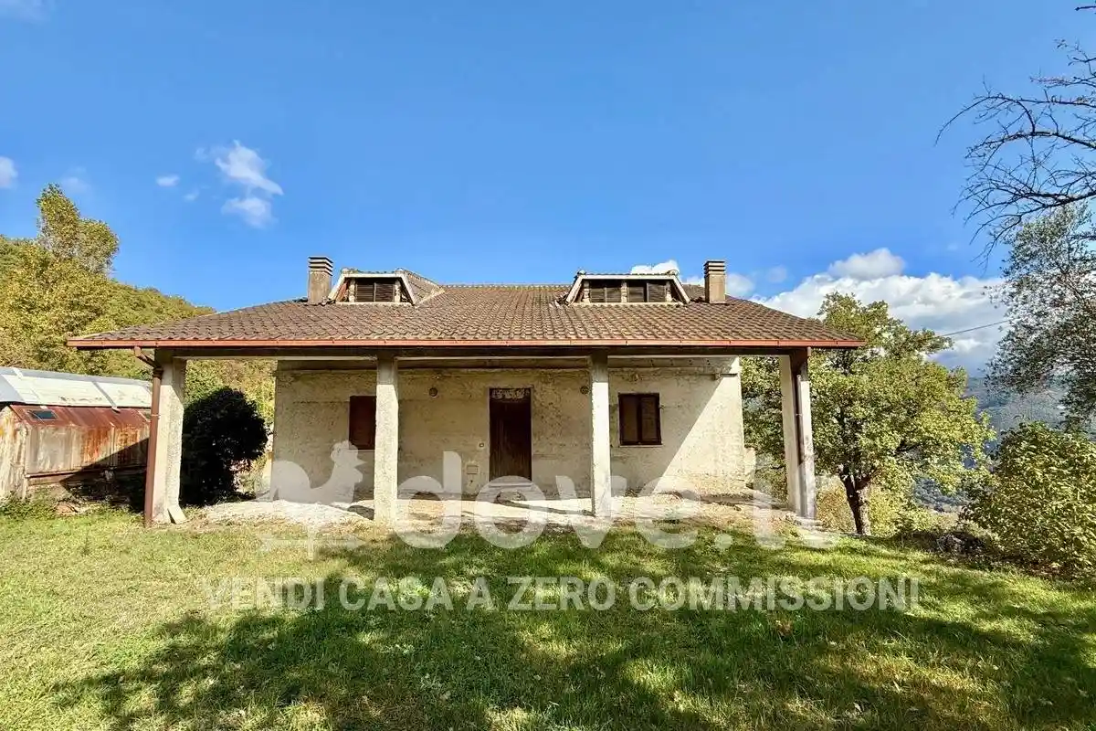 Villa in vendita a Rieti