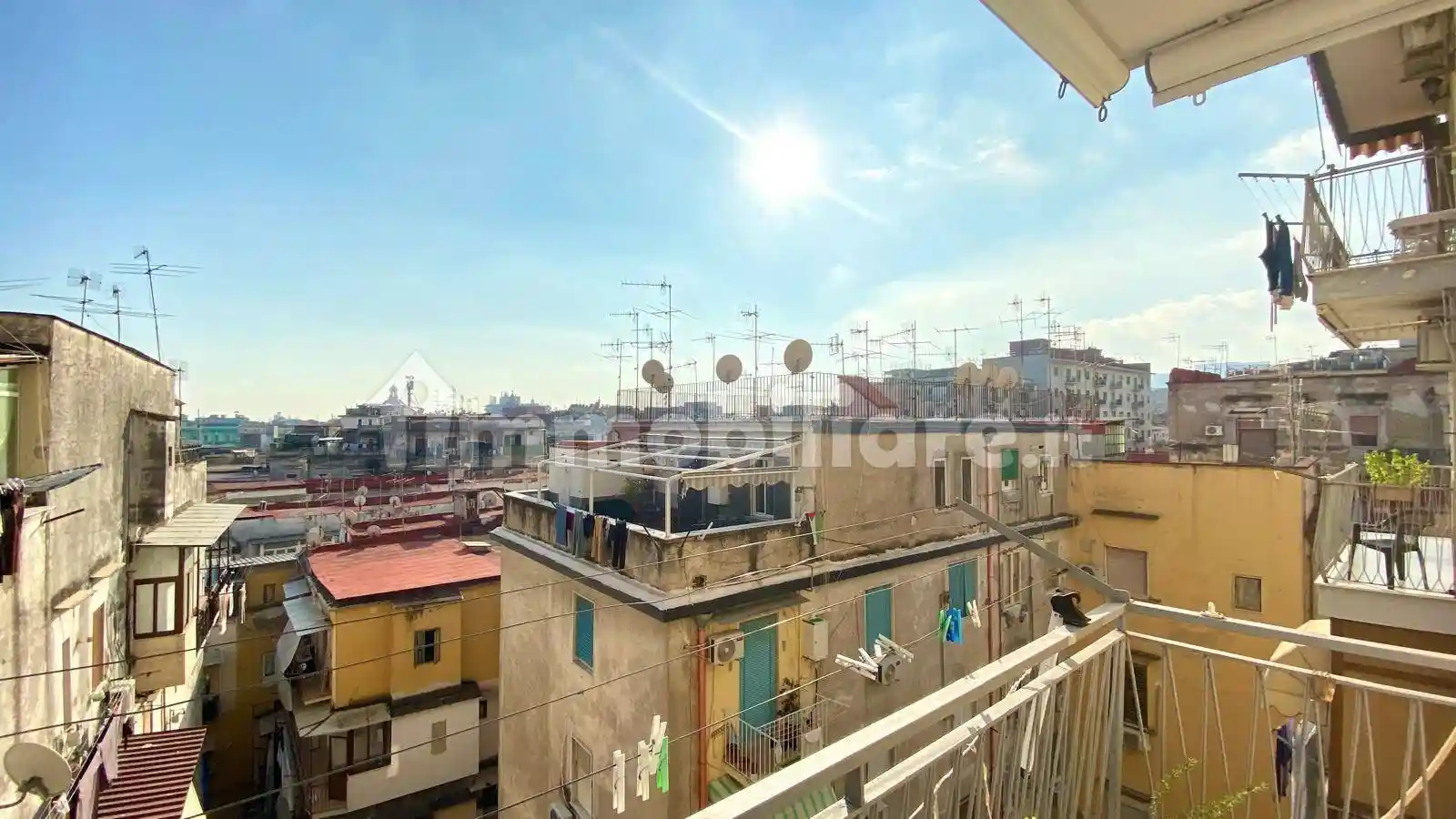 Appartamento in vendita a Napoli