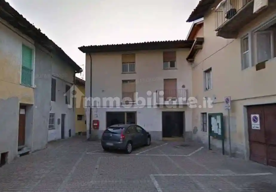 Appartamento in vendita a Ballabio