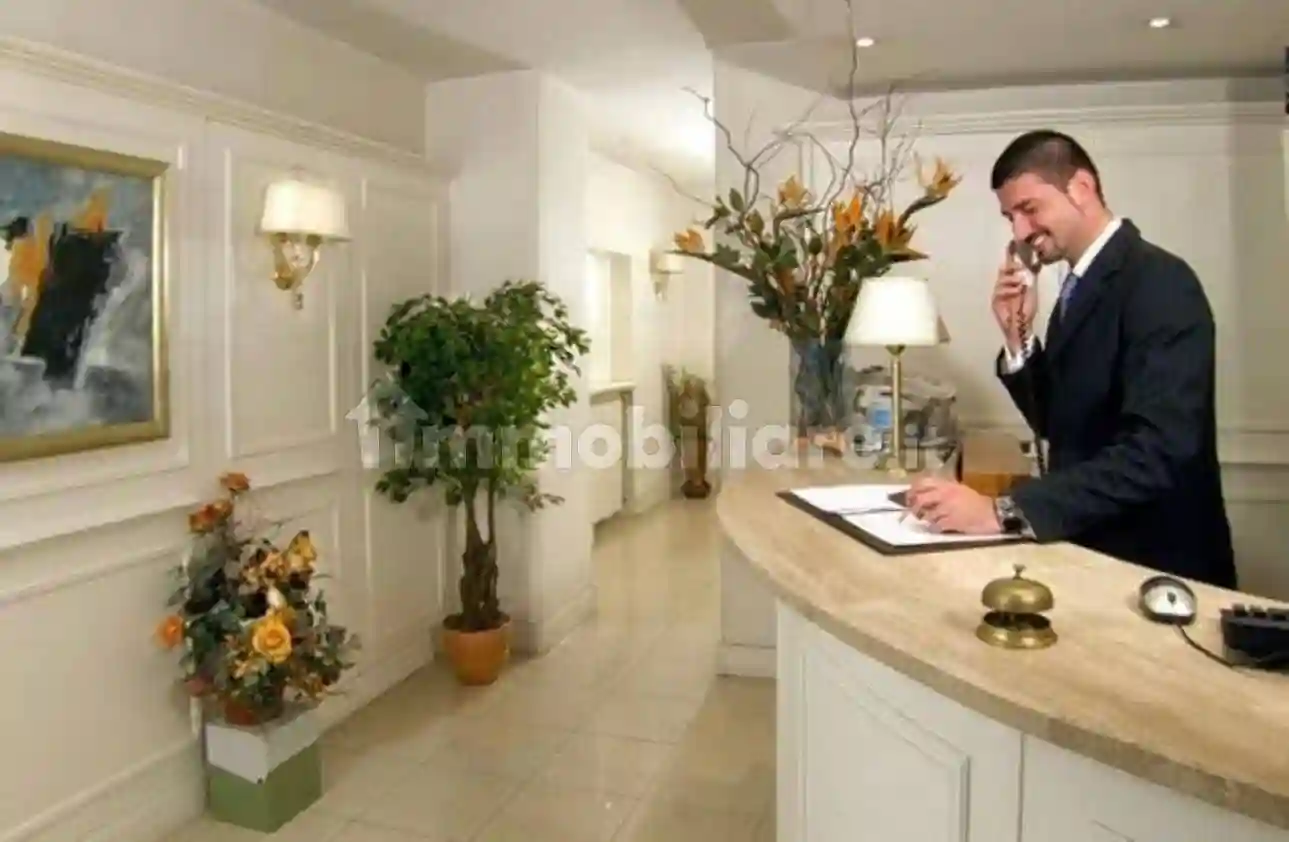 Palazzo - Edificio - foto 2