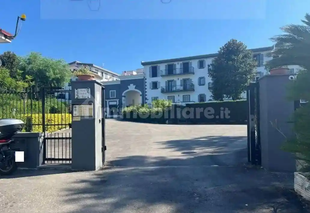 Appartamento in vendita a Pozzuoli