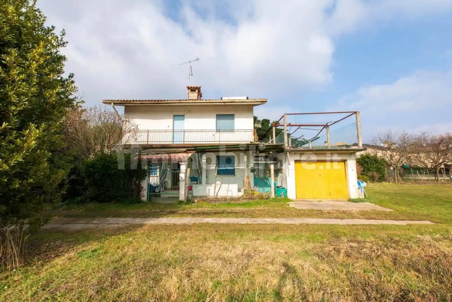 Casa indipendente in vendita a Capriva del Friuli