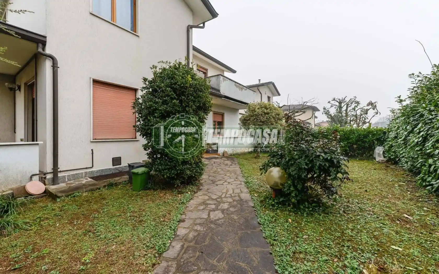 Villa in vendita a Azzano San Paolo