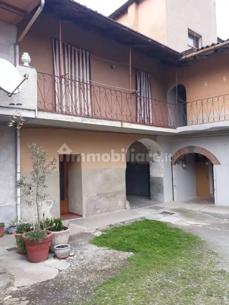Appartamento in vendita a Carvico