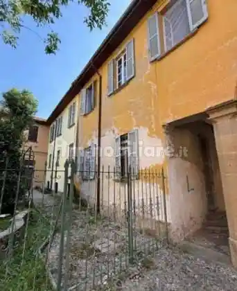 Appartamento in vendita a Aicurzio