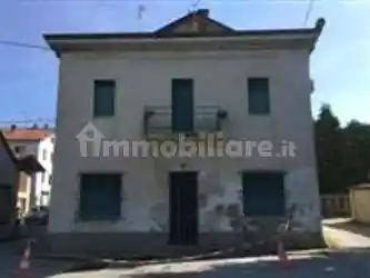Casa indipendente in vendita a Giussano