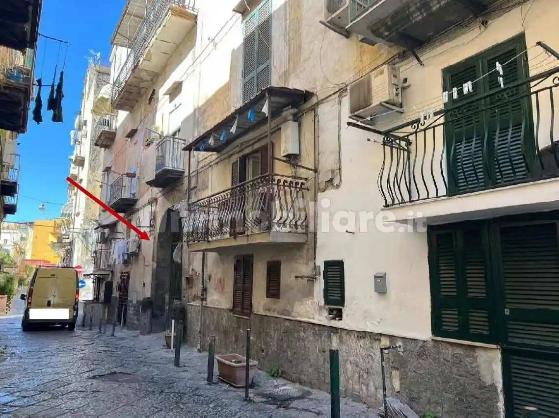 Appartamento in vendita a Napoli
