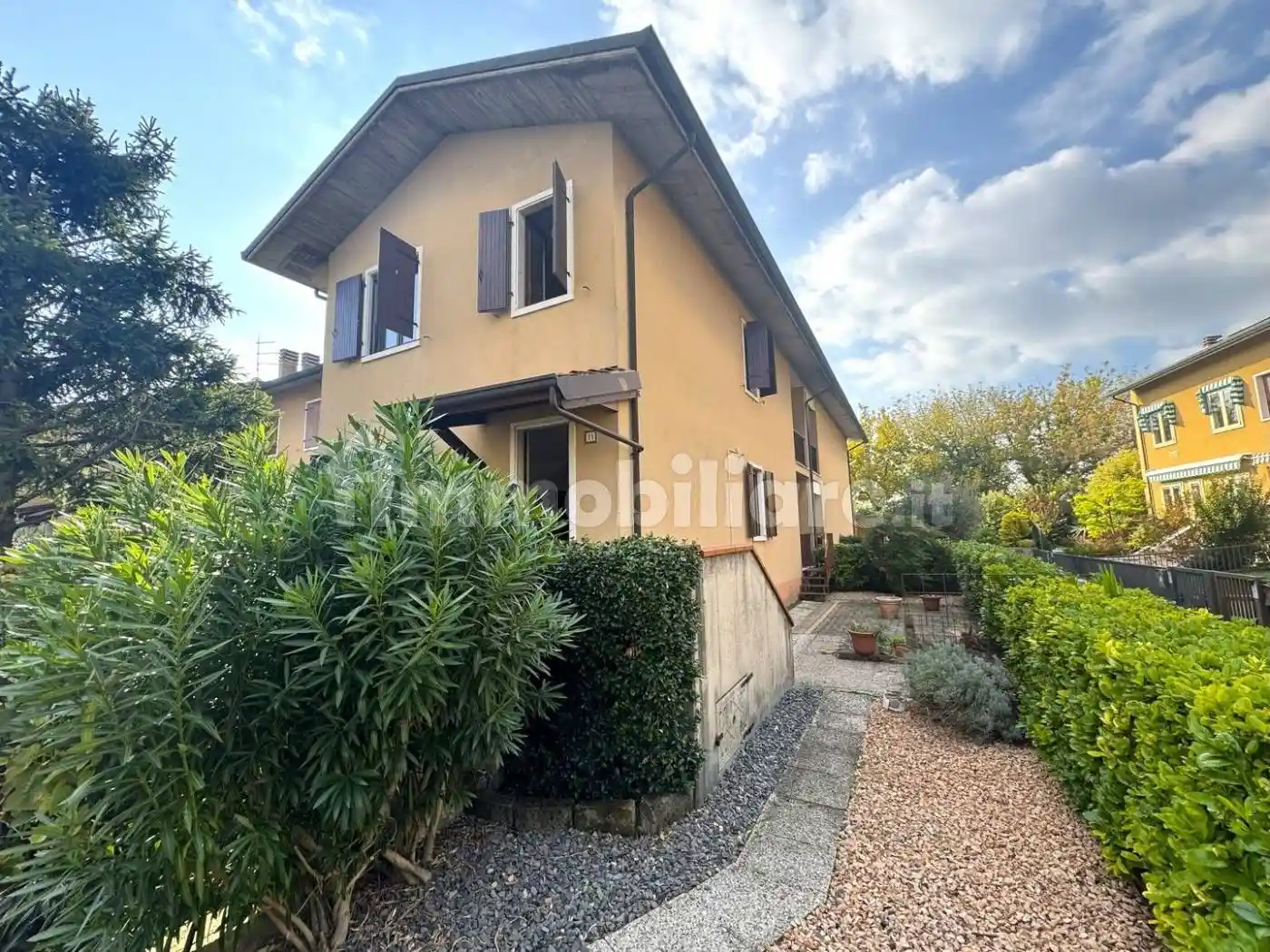 Villa in vendita a Soave