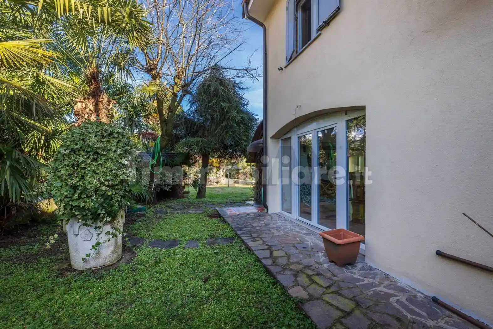 Appartamento in vendita a Castelletto Sopra Ticino