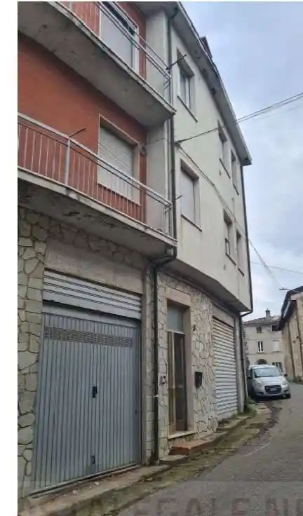 Appartamento in vendita a Rovescala