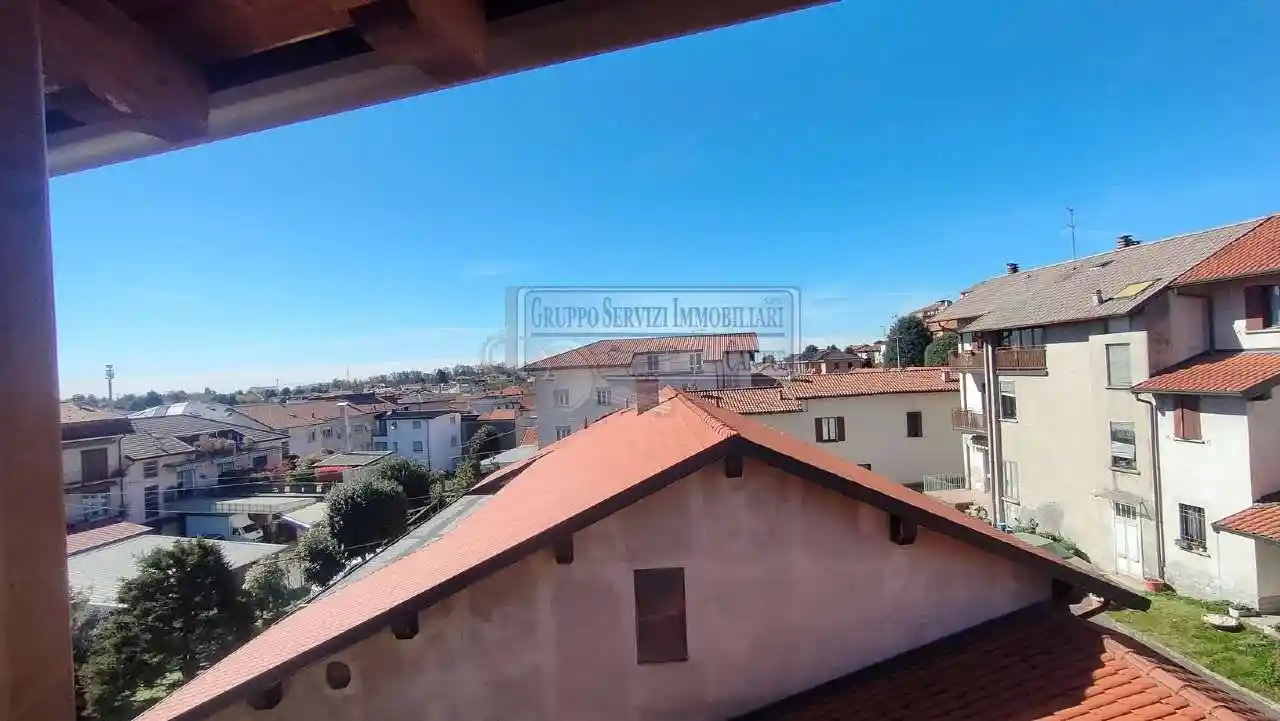 Appartamento in affitto a Cantù