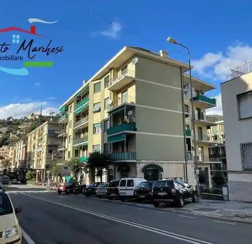 Appartamento in affitto a Recco