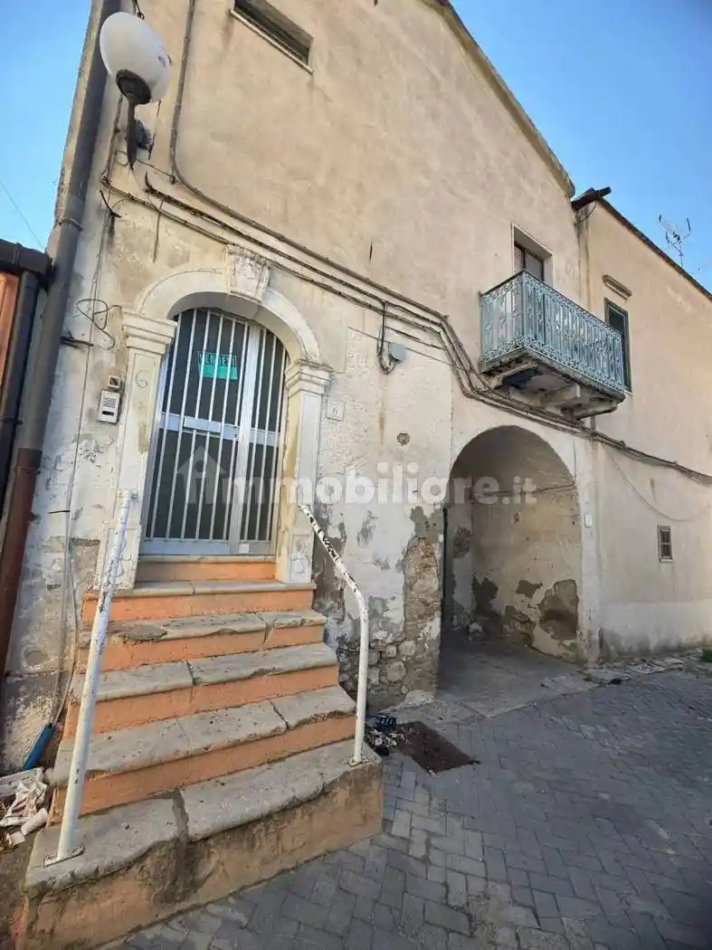 Appartamento in vendita a Castelluccio dei Sauri