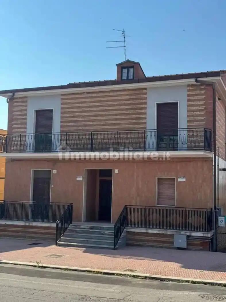 Villa in vendita a Castelluccio dei Sauri