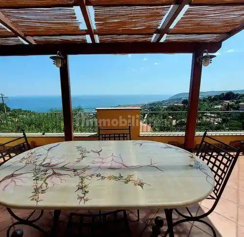 Villa in vendita a Sanremo