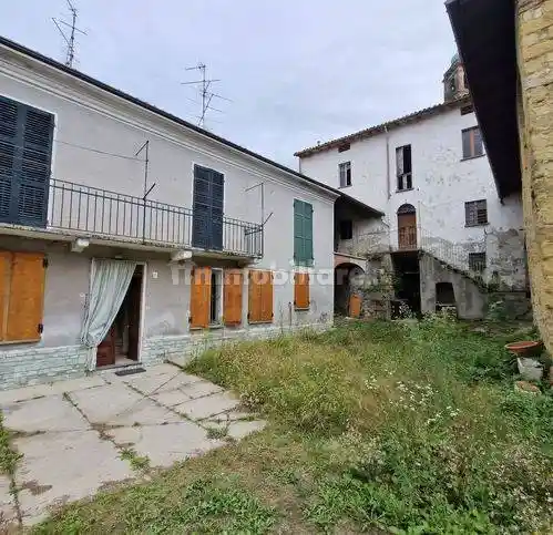 Villa in vendita a Vignale Monferrato
