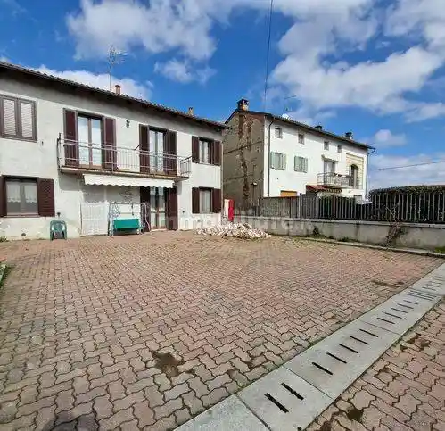 Villa in vendita a Casale Monferrato