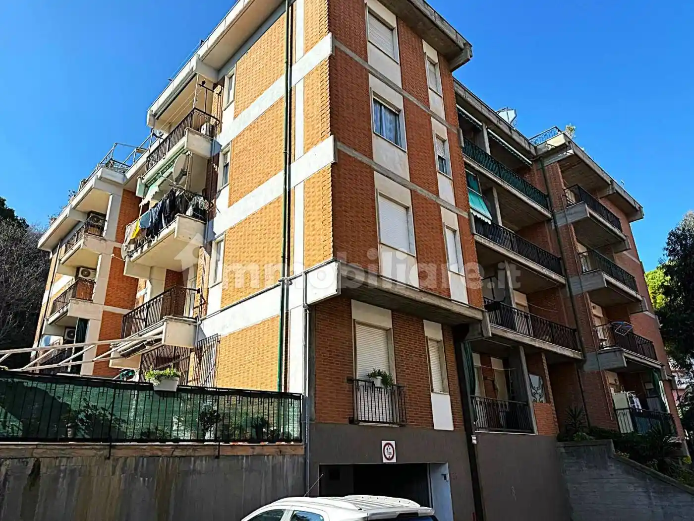 Appartamento in vendita a Borghetto Santo Spirito