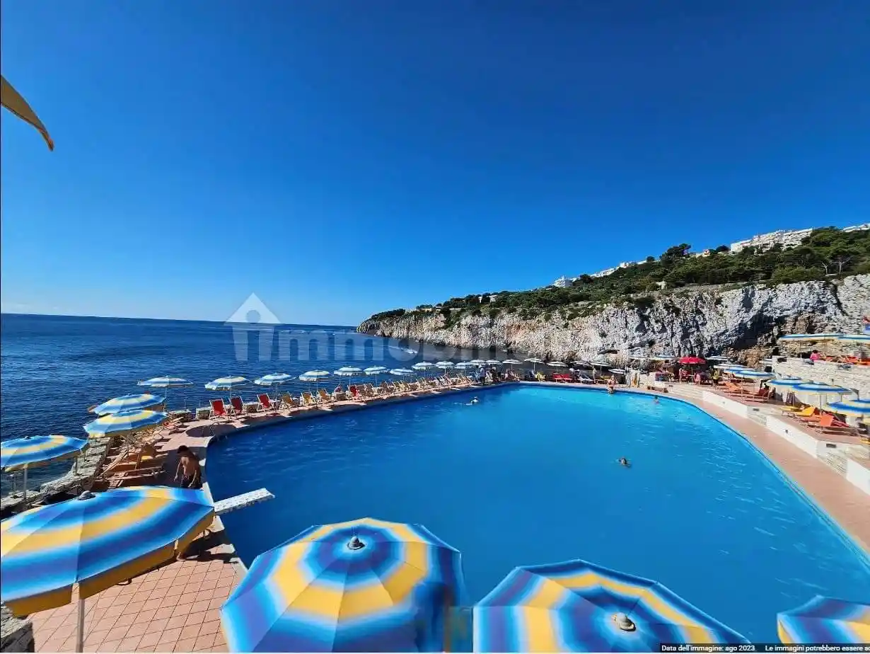 Villa in vendita a Castro